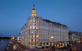 Hotel Baltschug Kempinski Moscow Moscovo Exterior photo